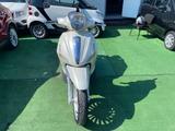 Piaggio Beverly 300 - PIAGGIO BEVERLY 300