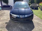 Honda civic - Honda Civic aus 2006 mit Benzin-Antrieb