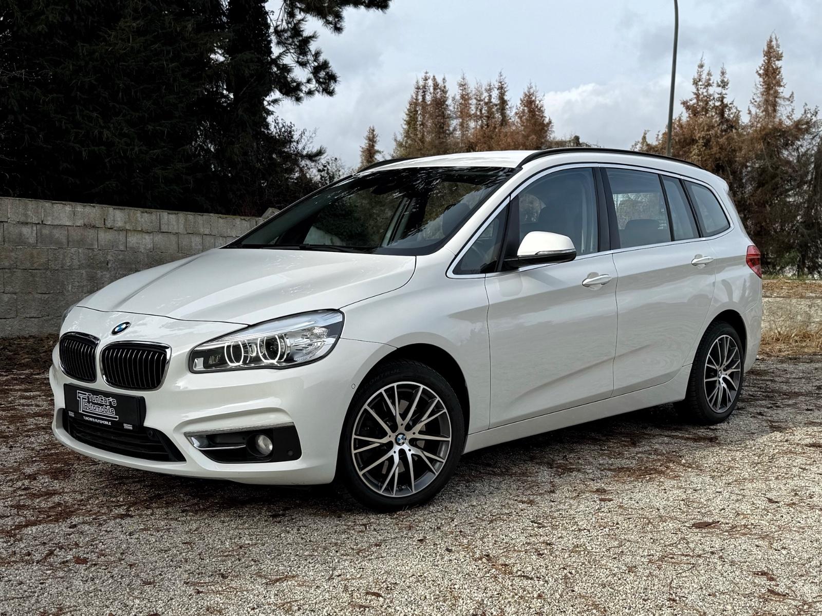 BMW 220i Gran Tourer Luxury Line LED/Kamera/HiFi/Nav
