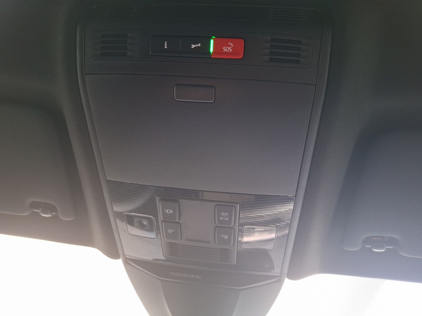 Fahrzeugabbildung Volkswagen Arteon SB R 4M  DSG LED AHK Navi AID ACC RFK SH