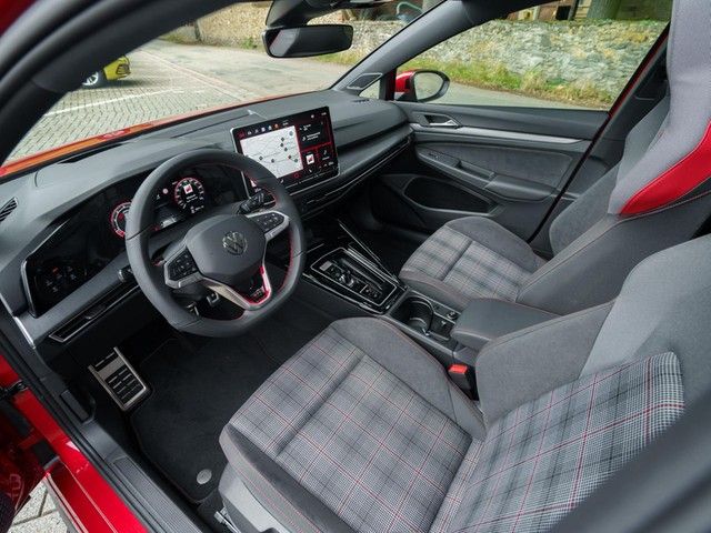 Golf VIII GTI DSG 360° DCC HUD harman/kardon®