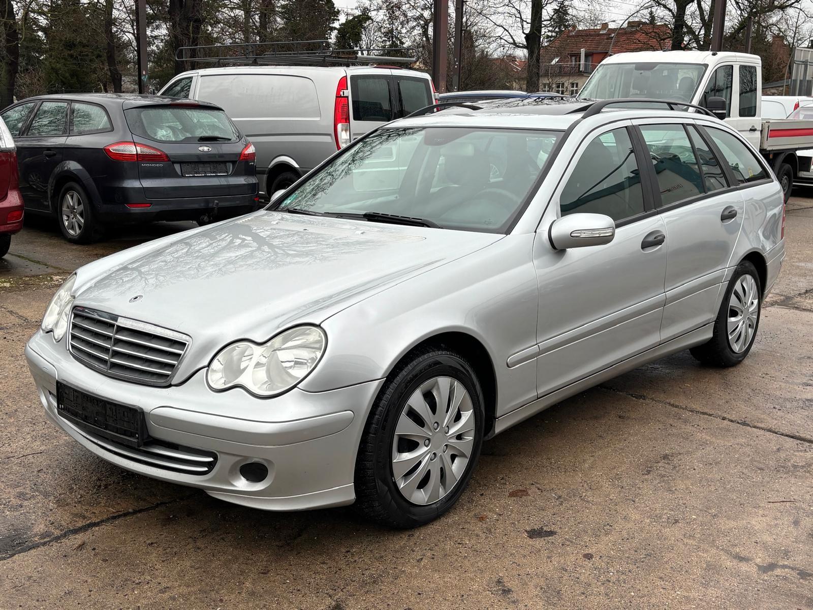 Mercedes-Benz C 180 KOMPRESSOR Klima Automatik SHZ AHK SDach