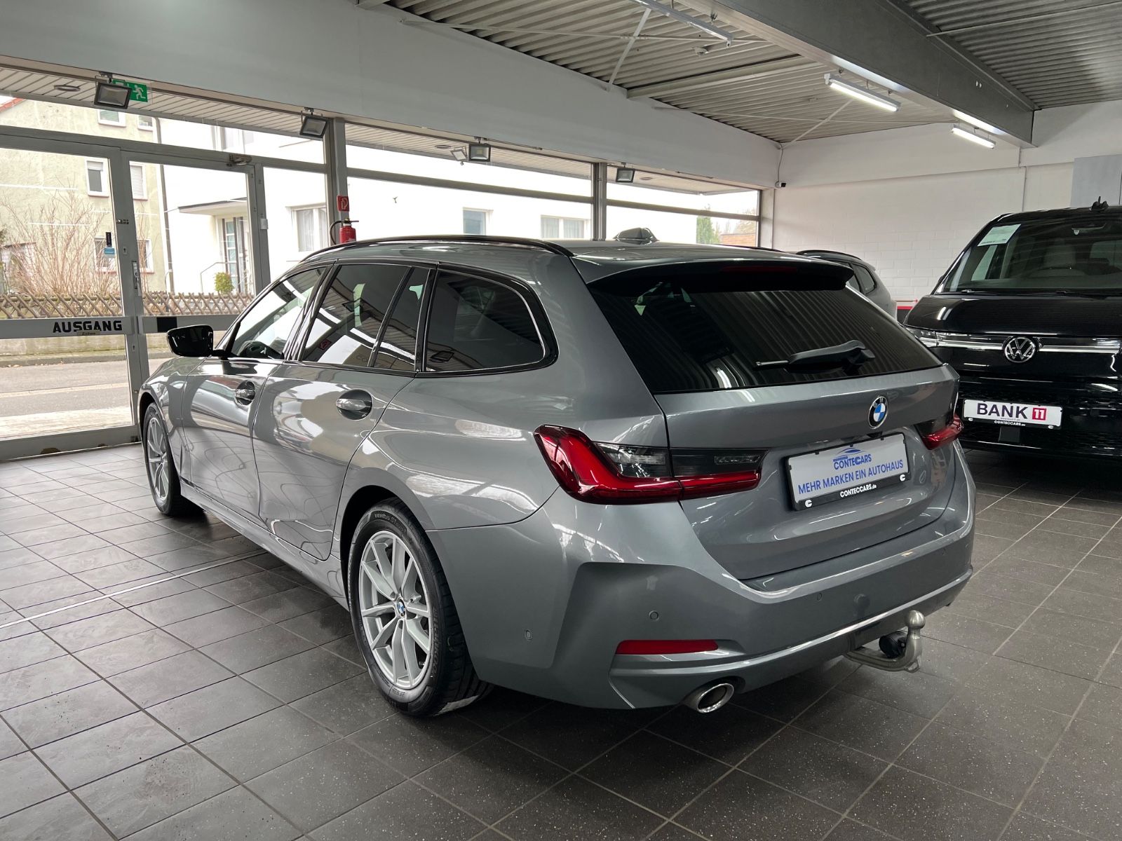 BMW 318 d Touring Driving Assistant+Parkassistent foto 10