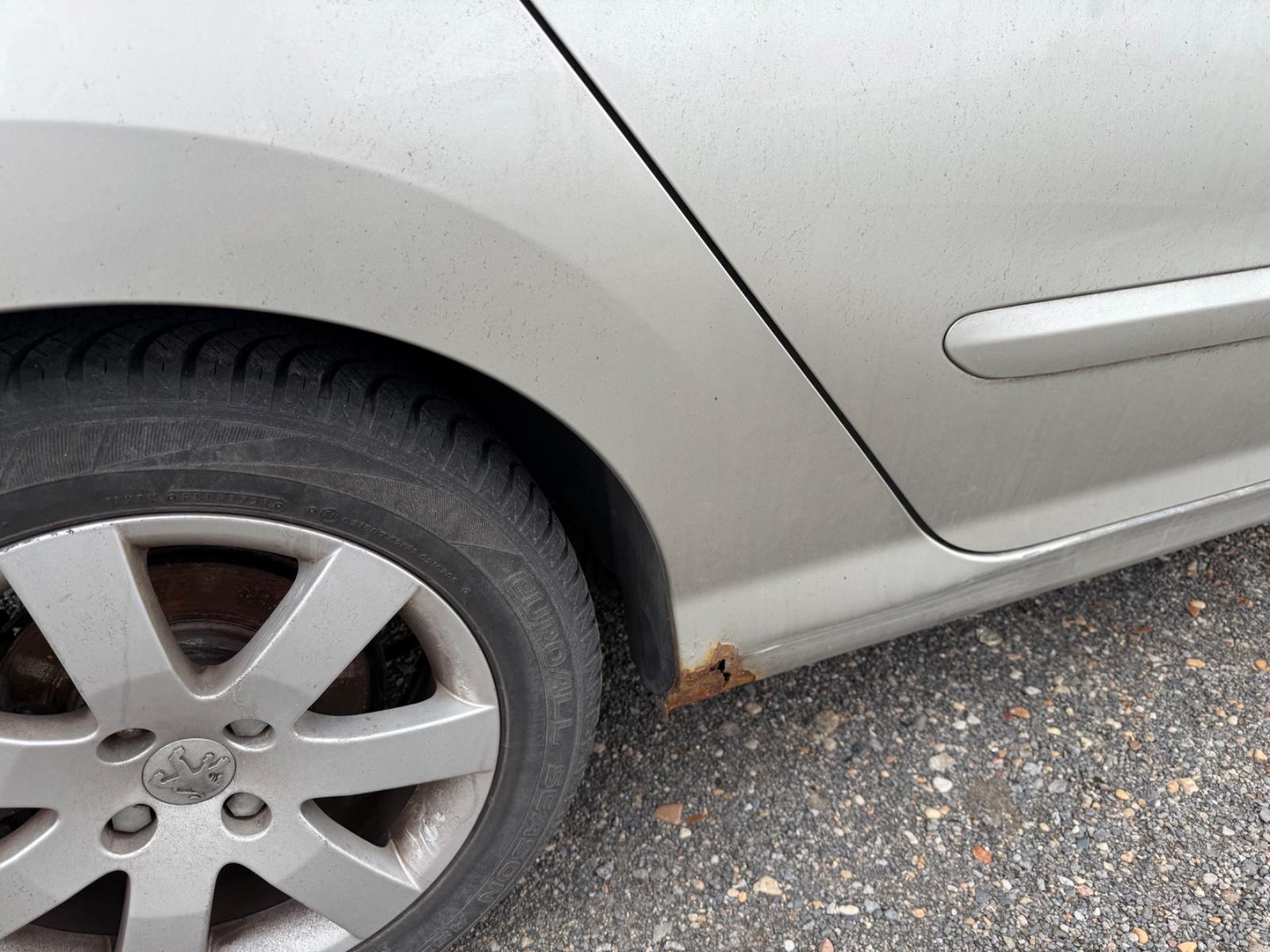 Peugeot 308 2009 — photo 8