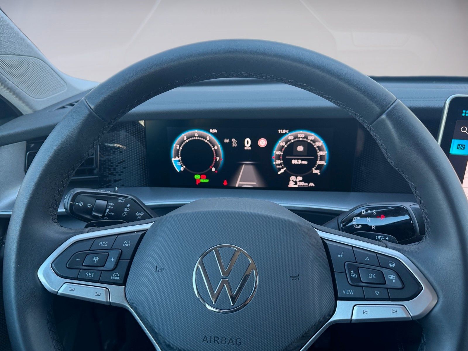 Fahrzeugabbildung Volkswagen Tayron Life 1.5 TSI