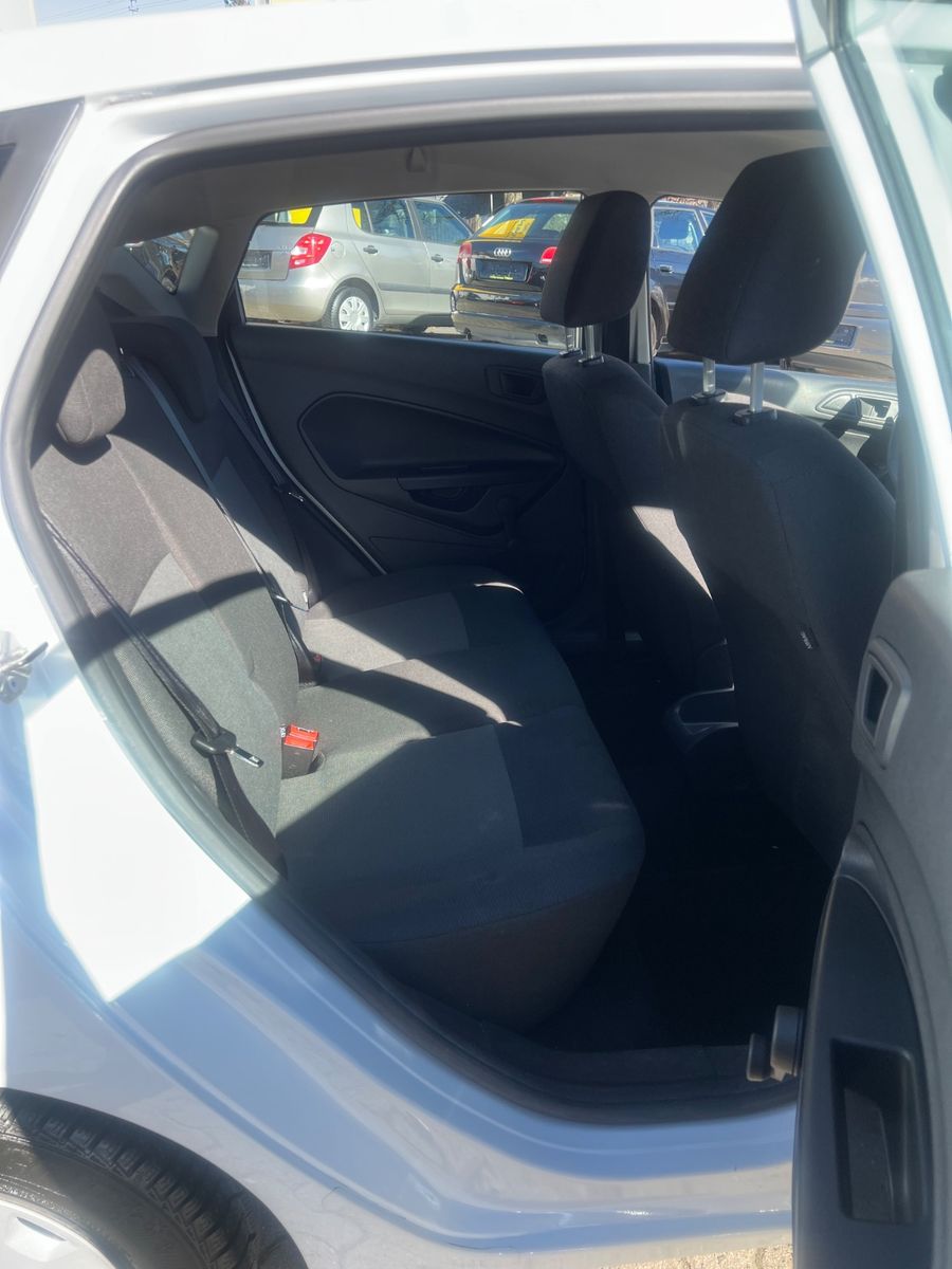 Fahrzeugabbildung Ford Fiesta Ambiente * 1.HAND *
