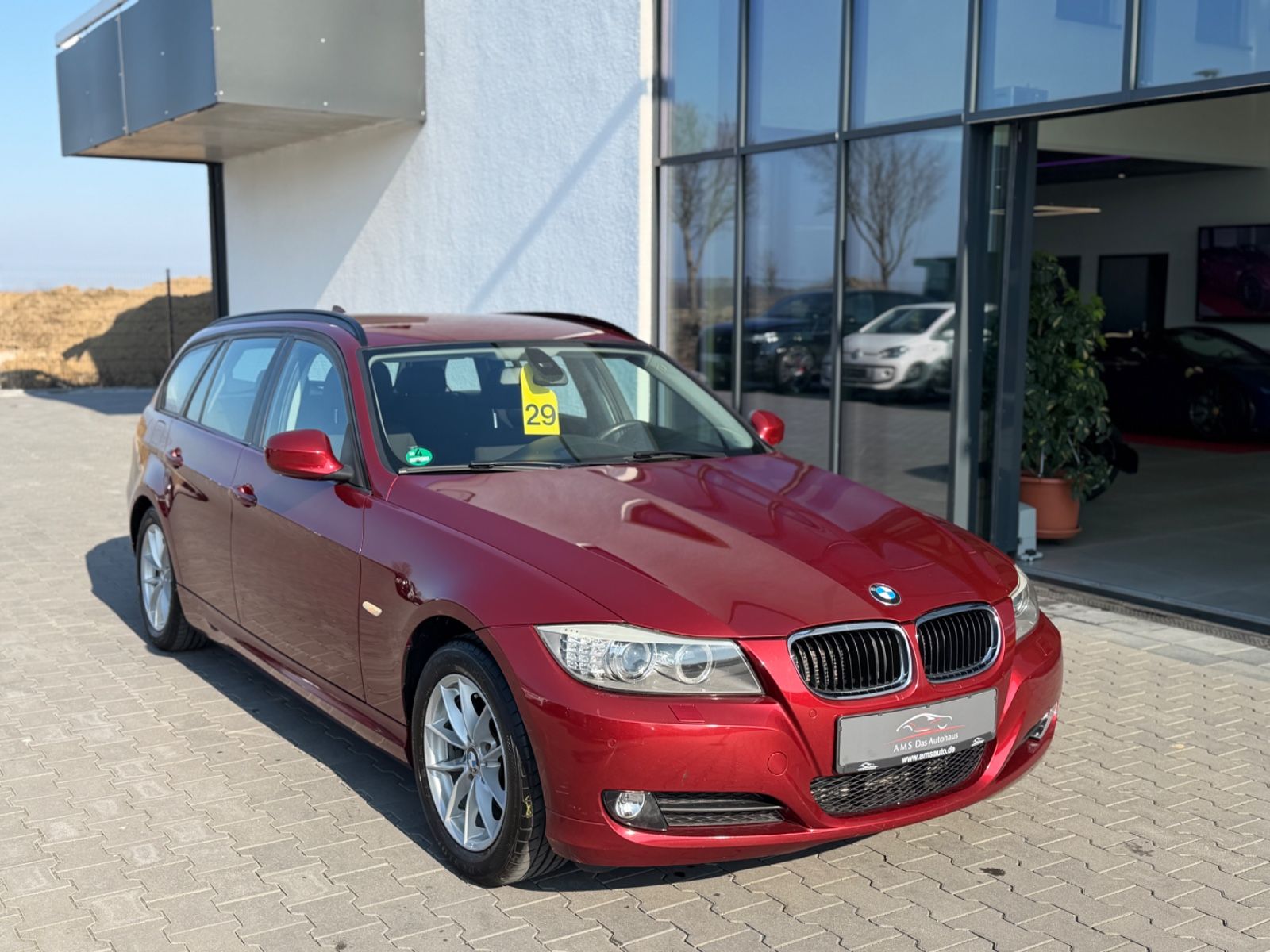 320d Touring Bi Xenon Navigation Prof.