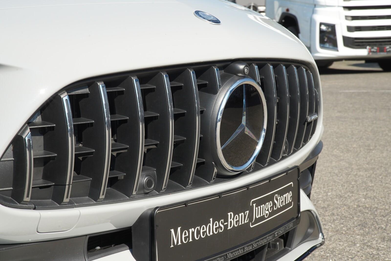 Mercedes-Benz AMG C 43 4MATIC Premium NIGHT PANORAMA STANDHEIZ