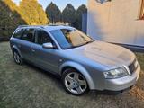 Audi A6 4.2 Avant quattro tiptronic - - Audi A6 aus 1999: Kombi