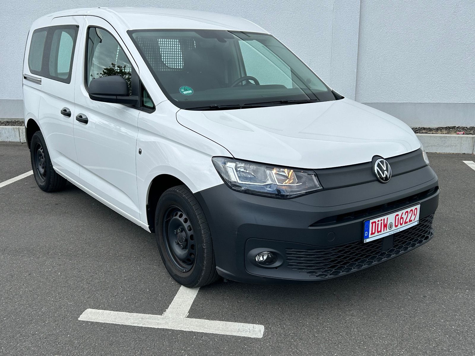 Volkswagen Caddy - 1