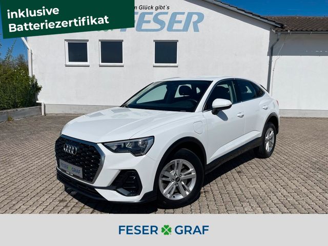 AUDI Q3 Spb. 45 TFSIe S-tr. NAVI PDC SHZ