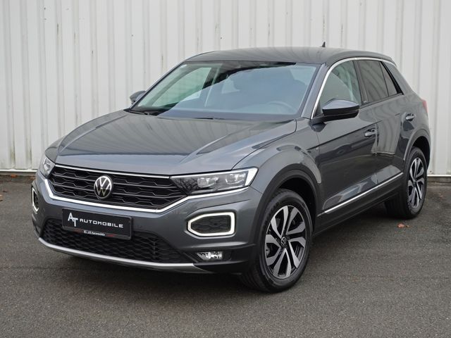 Volkswagen T-Roc 1.5 TSI Active / LED / NAVI / CARPLAY /