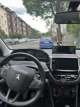 Peugeot 208 1.2 PureTech 82 - NEU TÜV, Zahnriemen, uvm. - : Kleinwagen, Zahnriemen