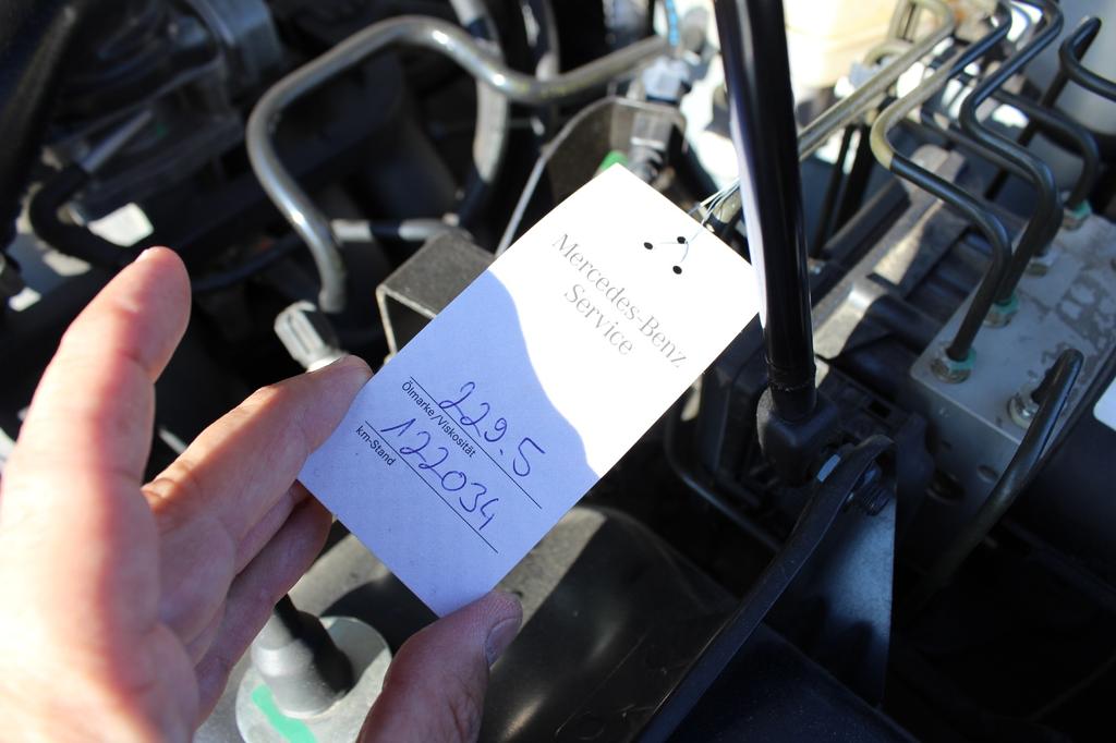 Mercedes-Benz SLK 230