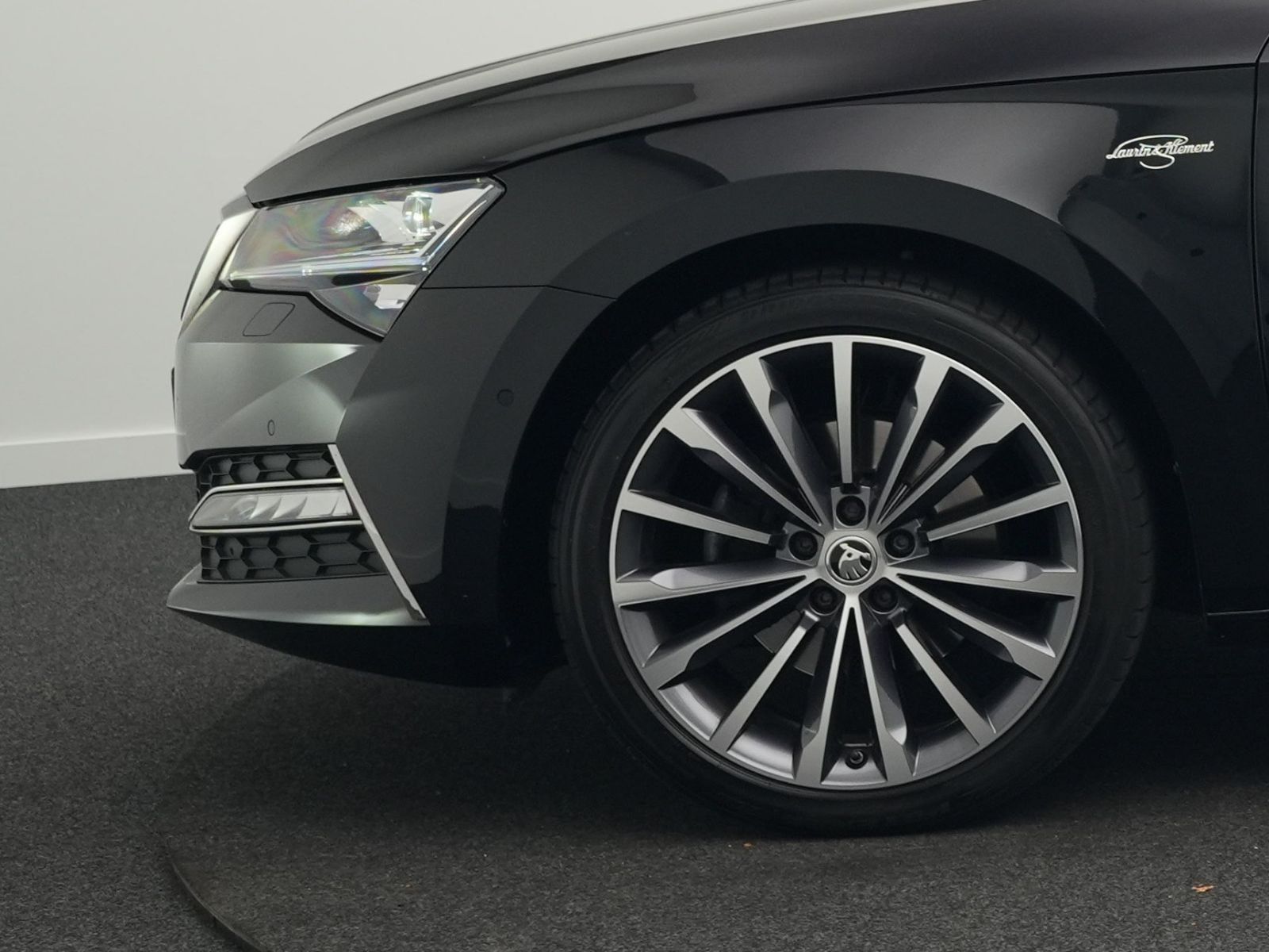Skoda Superb - Bild 17