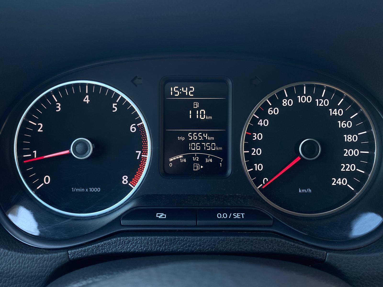 Volkswagen Polo 1.2 TSI CrossPolo Parkhilfe Tempomat SHZ