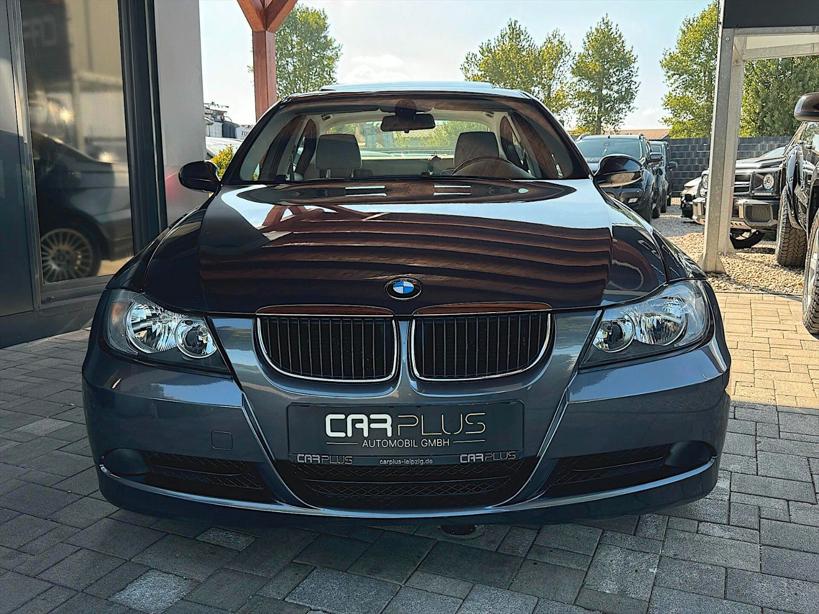 Fahrzeugabbildung BMW 320i Lim. Sport *TÜV NEU*MOTOR Neu*Top Zustand*