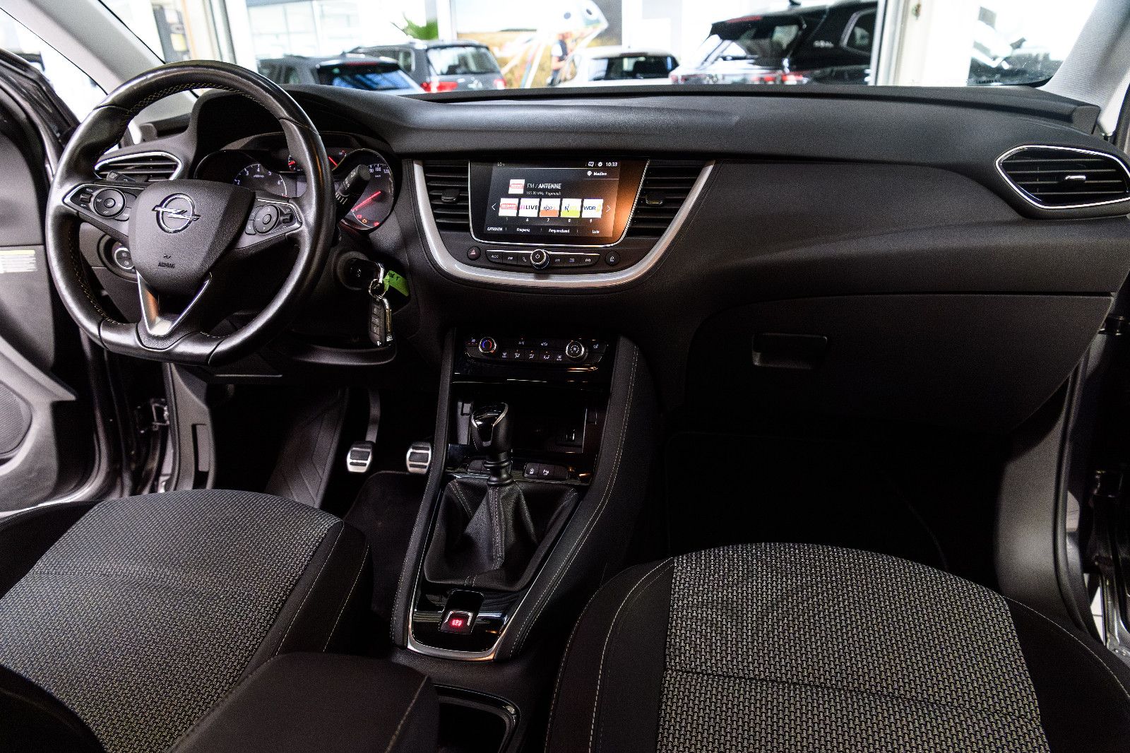 Fahrzeugabbildung Opel Grandland X /Navi+AHK+LED+Grip-Control+SH