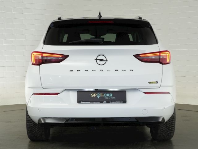 Grandland GSe PHEV 4X4 AT+AHK+NAVI+360 GRAD KAME
