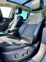 Volkswagen Passat Variant 2.0 TDI DSG - TÜV NEU - Highline - Volkswagen Passat Variant aus 2012