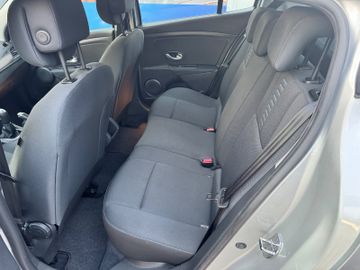 Bild 9 Renault Megane III Lim. 5-trg. Expression