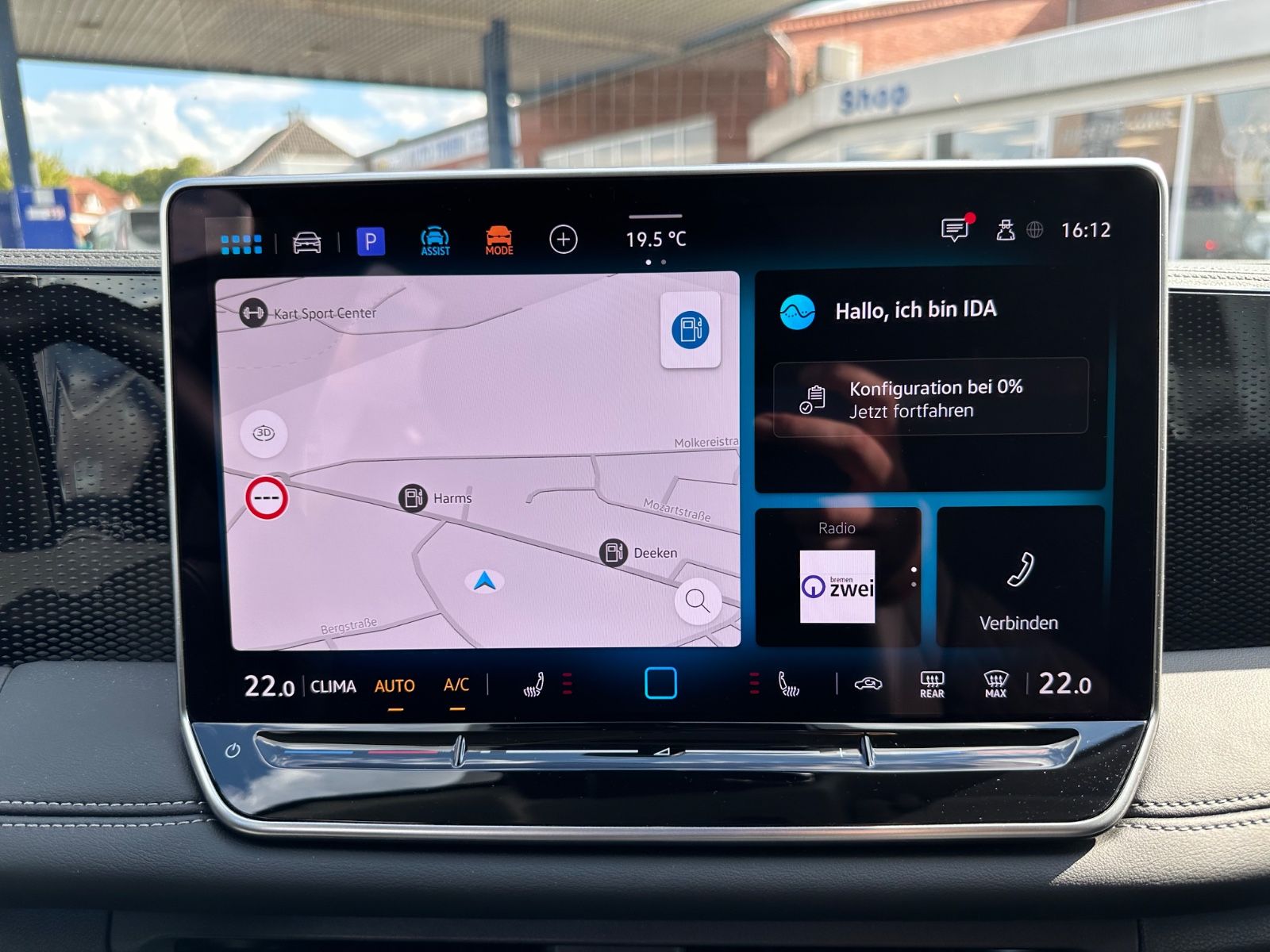 Fahrzeugabbildung Volkswagen Tiguan 1.5 eTSI Life DSG AHK/Navi/ACC/LED/SHZG