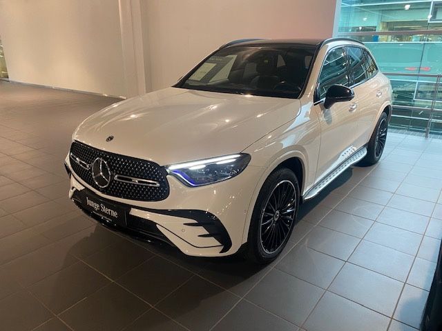 MERCEDES-BENZ GLC 300 d 4M/AMG/ Airmatic/HUD/360*/Burm./Pano/A