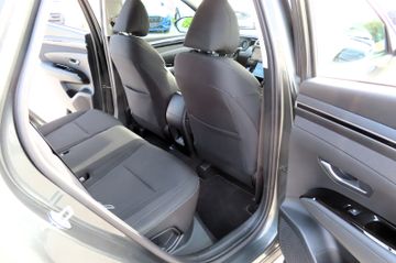Hyundai TUCSON - 11