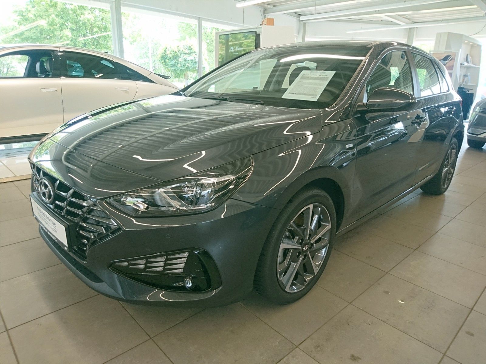 Fahrzeugabbildung Hyundai i30 1.0 T-GDI 48V- Hybrid  Trend Klima PDC RFK