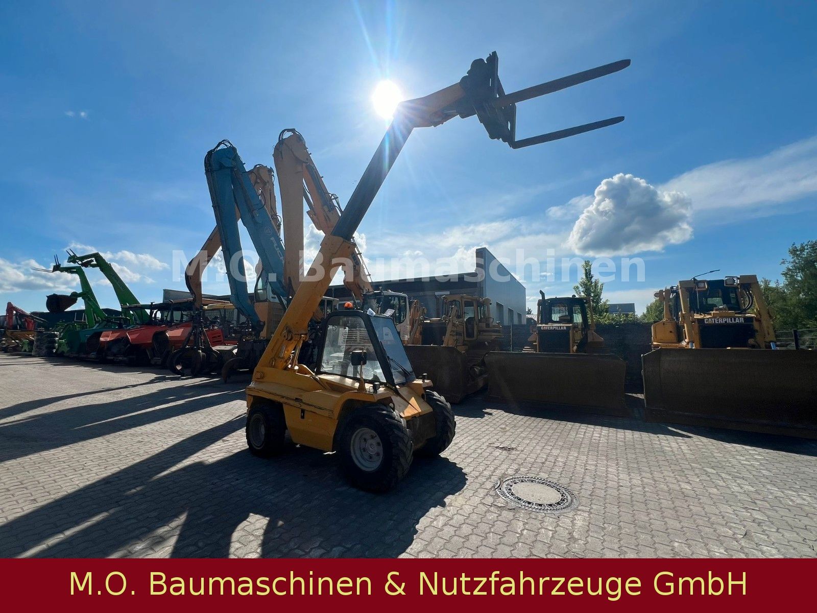 Fahrzeugabbildung Manitou BT 420 / SW /Gabel / 2 t / 4m / 4x4 /