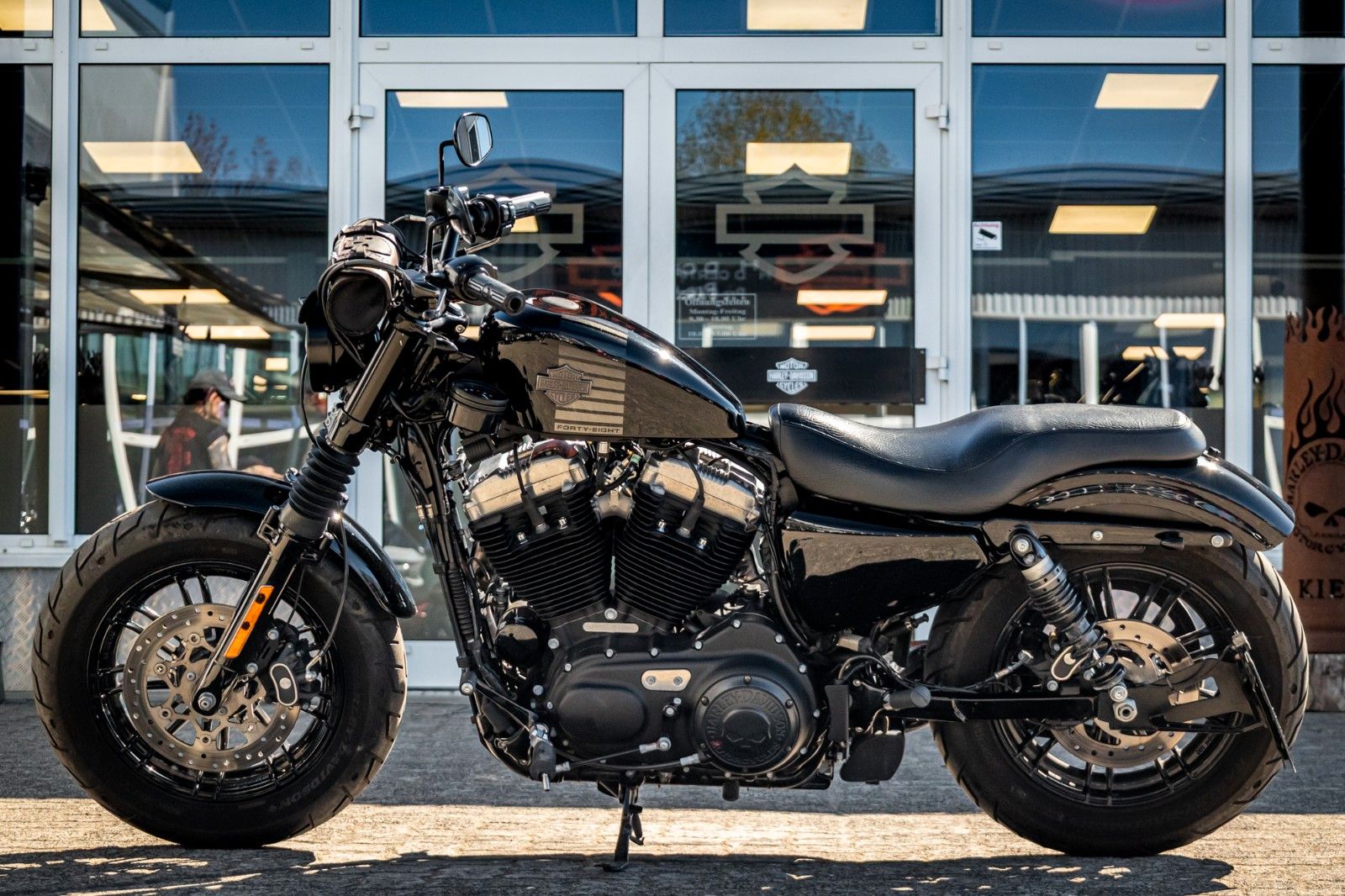 Fahrzeugabbildung Harley-Davidson XL1200X SPORTSTER FORTY-EIGHT - Falcon Auspuff -
