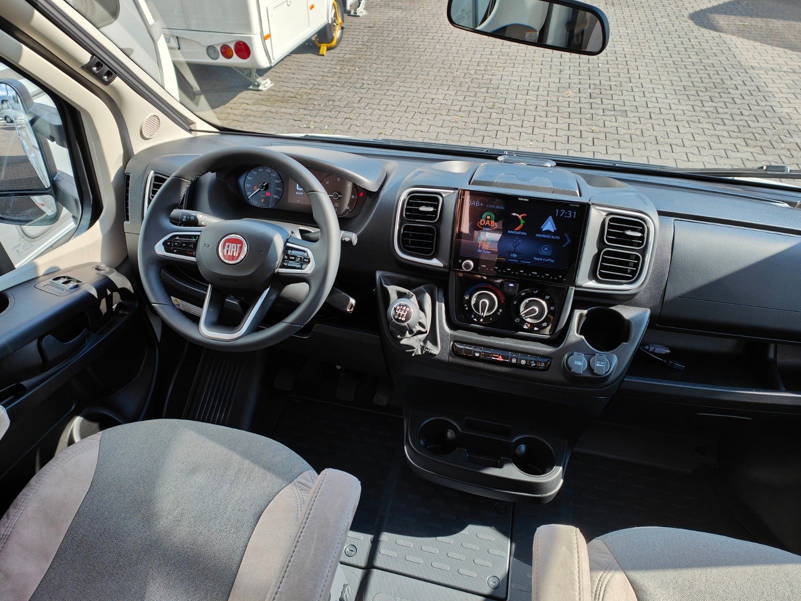 Fahrzeugabbildung LMC Cruiser V 646 G - JETZT 15.749 € SPAREN -