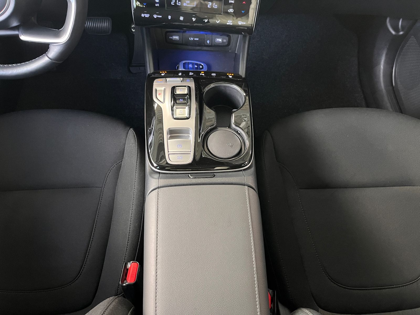 Fahrzeugabbildung Hyundai TUCSON Trend Plug-In Hybrid 4WD KLIMA LED NAVI