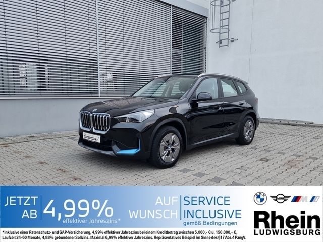 BMW iX1 xDrive30A Navi LED AHK SHZ DAB DrivAss ParkA