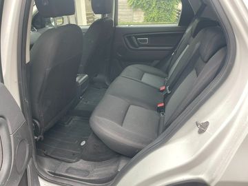 Land-Rover Discovery Sport - 8