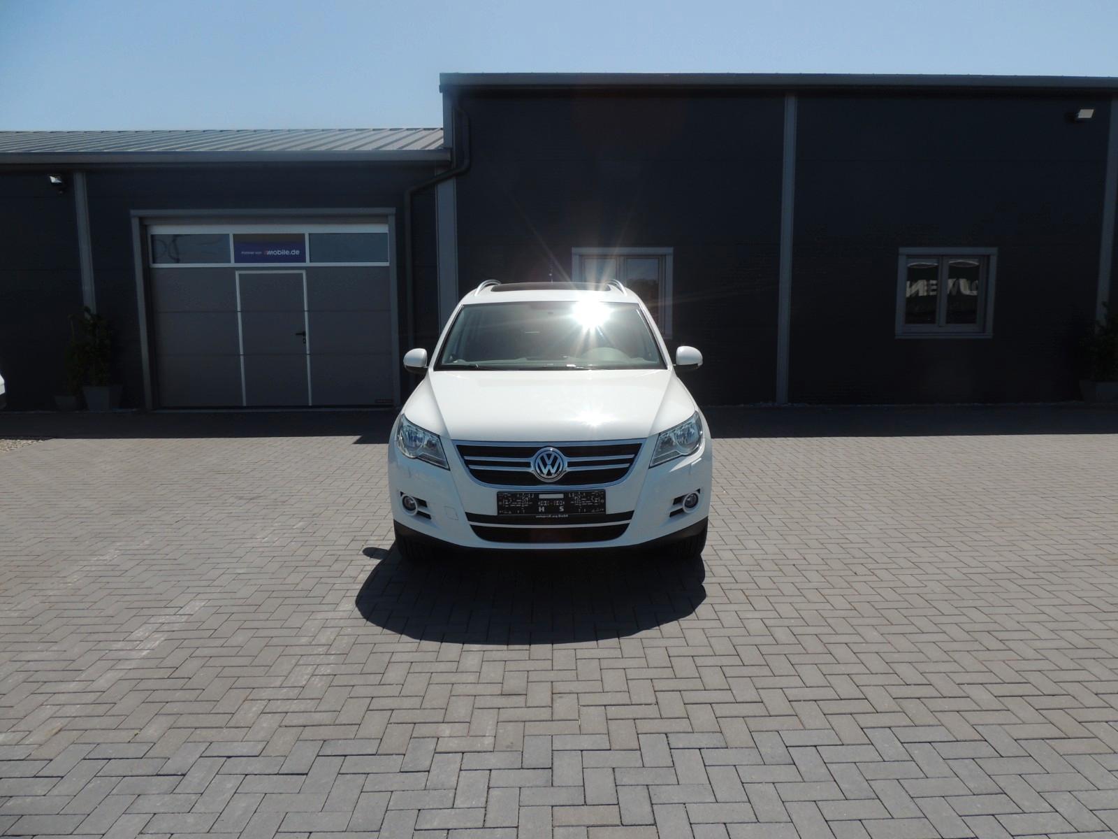 Volkswagen Tiguan / 2 Hand / Pano / Steuerk ern