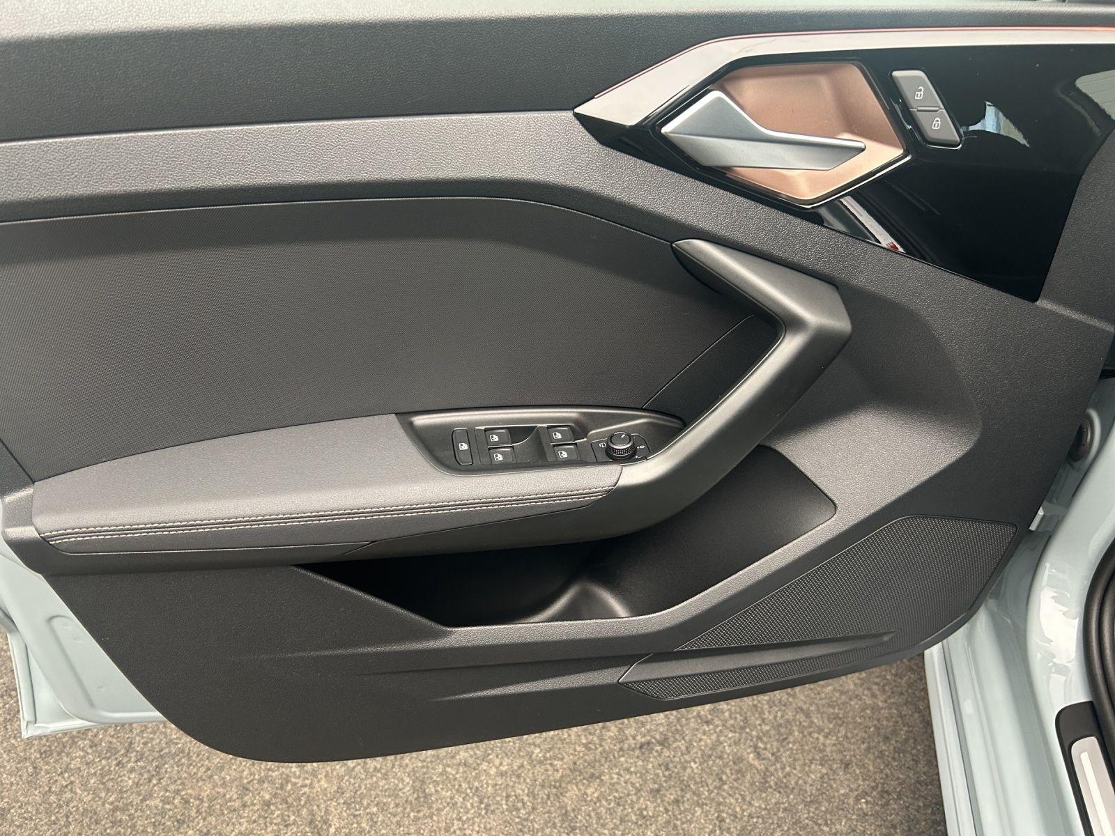 Audi A1 Sportback 30 TFSI S line*LED*Alu*Audi Connect, миниатюра 16