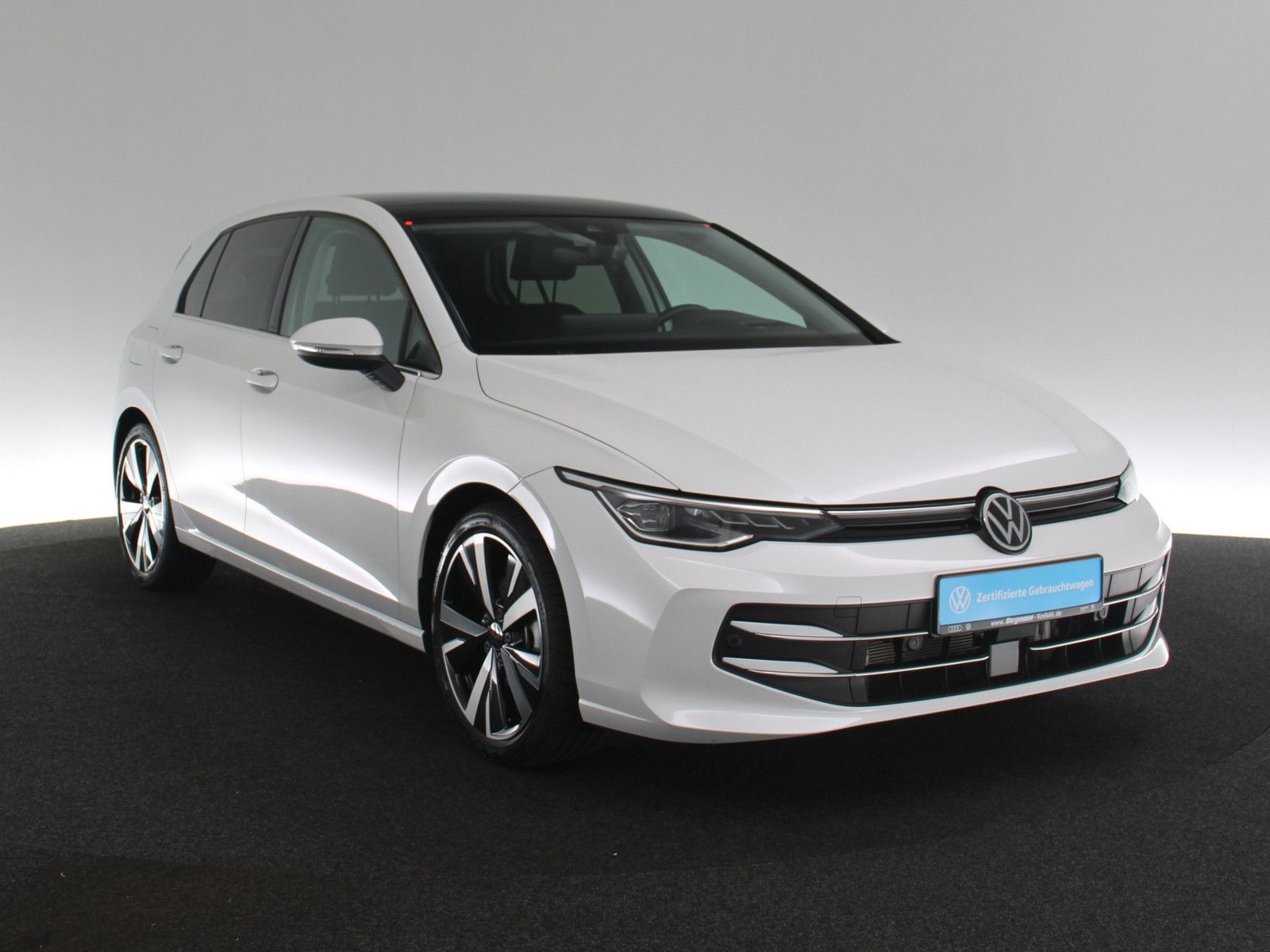 Volkswagen Golf VIII 1.5 eTSI Style AHK MATRIX-LED PANO HUD foto 3