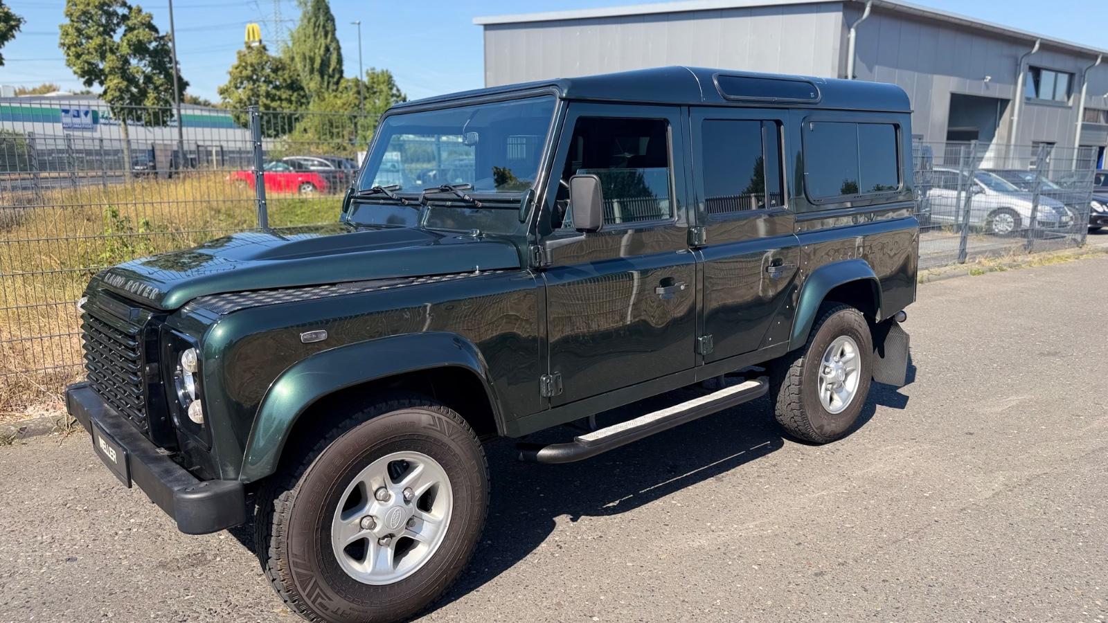 Land Rover Defender 110 Station Wagon 2.4 TD4 | 122 ch | BVM | Sièges sport chauffants | Attelage | Pare-brise chauffant | Jantes alliage