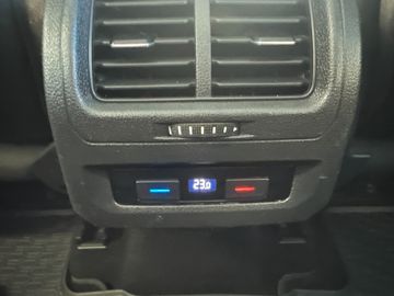 Volkswagen Touran Highline BMTStart-Stopp*Klima*AppConnect