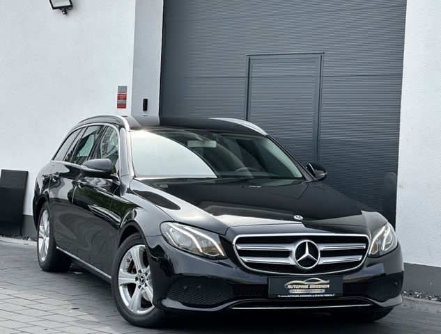 MERCEDES-BENZ E 220 d*AVANTGARDE*AMBIENTE*NAVI*SHZ*TOTW*KAMERA