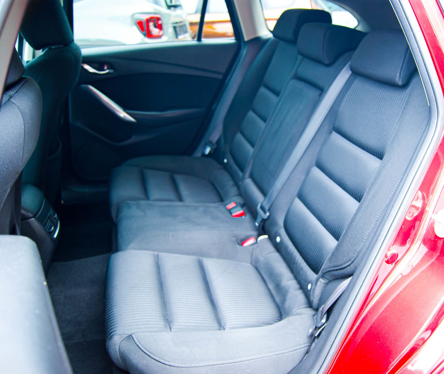 Fahrzeugabbildung Mazda 6 Kombi 2.0 Skyactiv-G 165 Kizoku IQ-LED 1.HAND