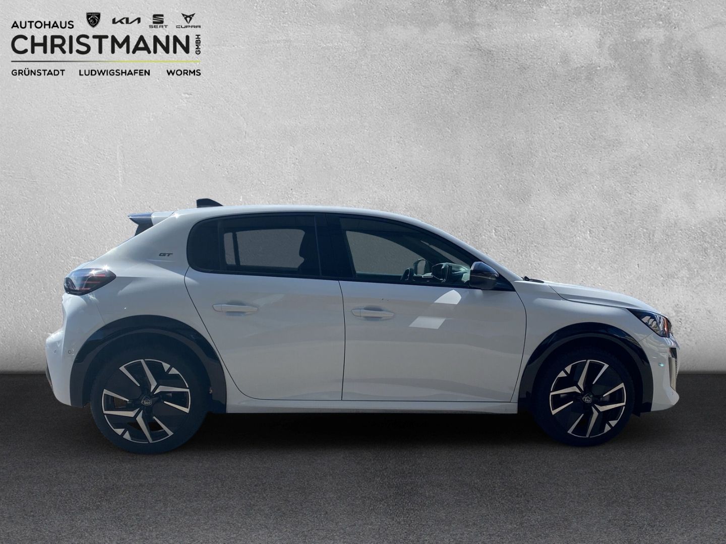 Fahrzeugabbildung Peugeot 208 GT 1.2 PureTech 100 EU6e *Navi*RFK*Sitzh.*LE