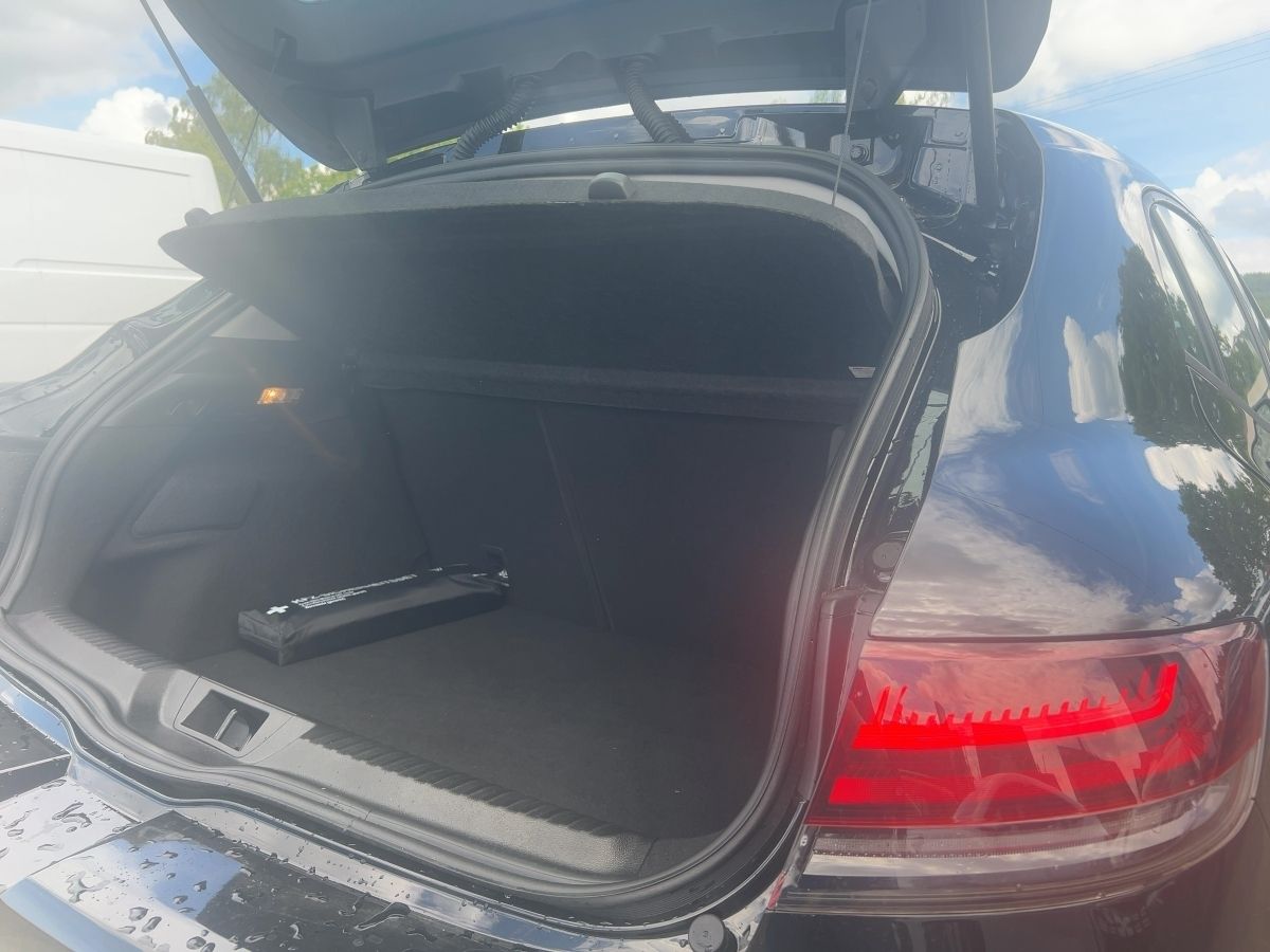 Fahrzeugabbildung Renault Megane Equilibre plug-in hybrid 160 Kamera