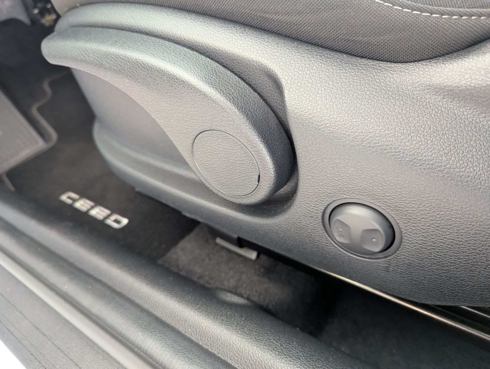 Fahrzeugabbildung Kia cee'd / Ceed 1.5 Spirit JBL ACC Kamera 7J-Gar