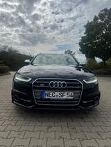 Audi S6 4.0 TFSI quattro S tronic Avant - - schwarze Audi S6