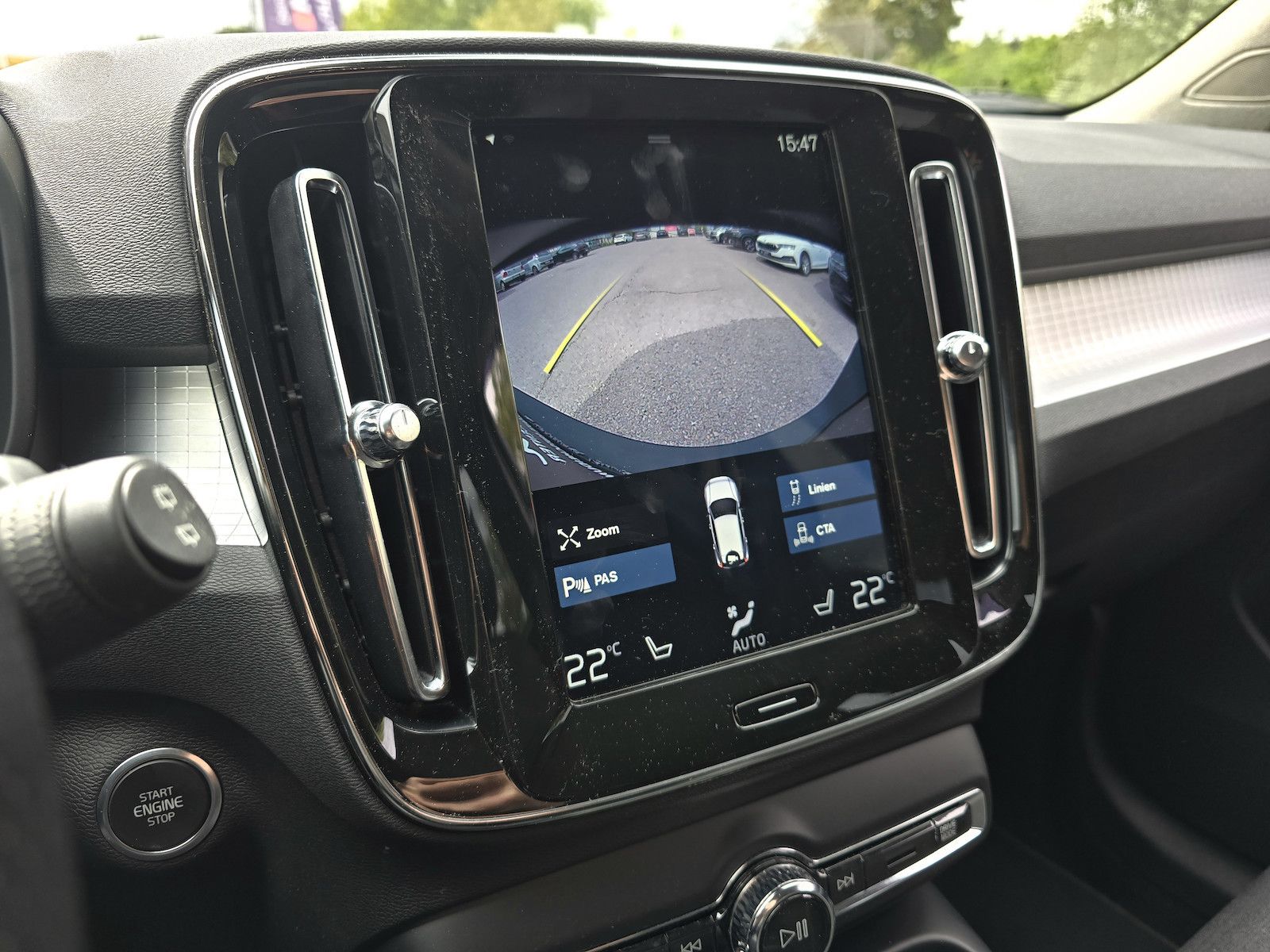 Volvo XC40 T4 MOMENTUM AWD KLIMA LEDER PRO-PAKET LED foto 21