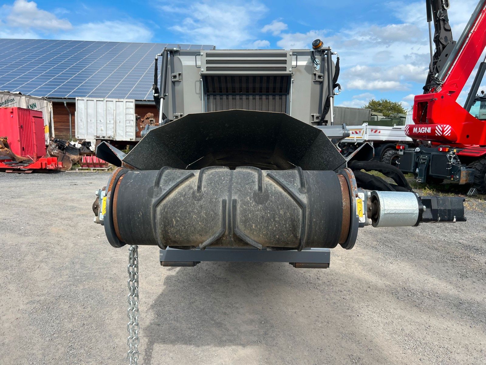 Fahrzeugabbildung Andere Komplet Krokodile / nur 76h! / 2022 / Schredder