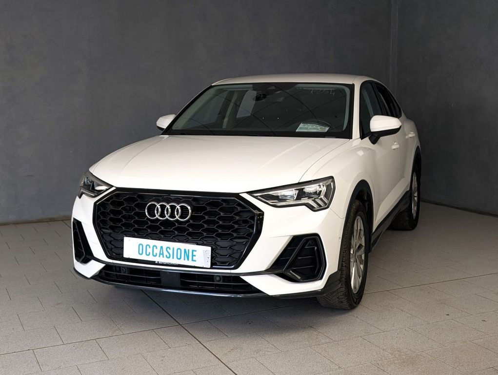 Image of Audi Q3