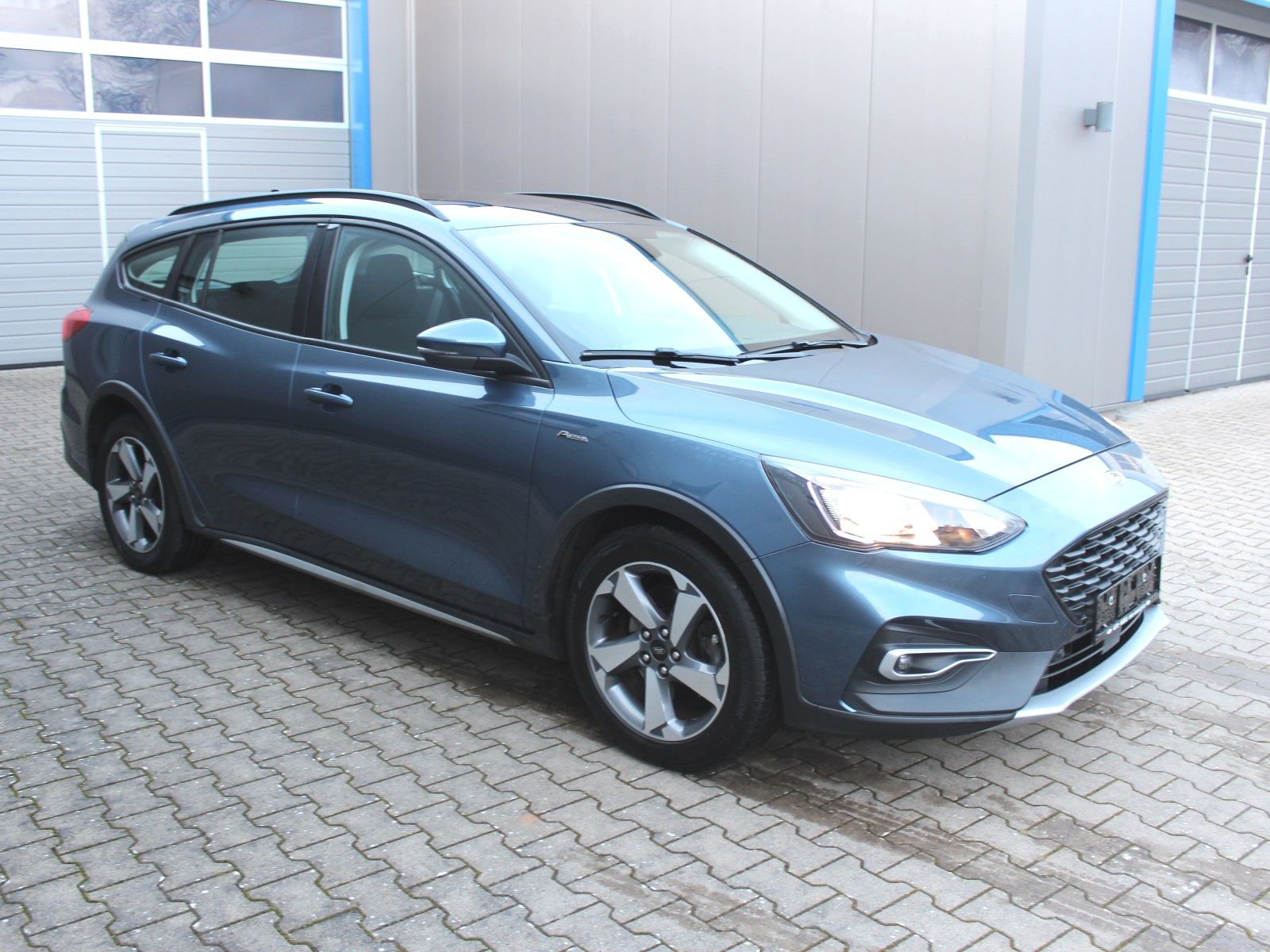 Fahrzeugabbildung Ford Focus Active 1,5 EcoBoost Start/Stopp
